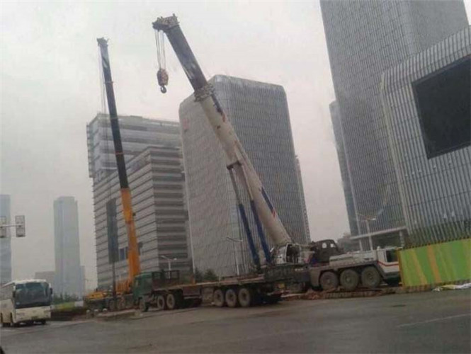 亭湖区25吨吊车能吊多重设备？